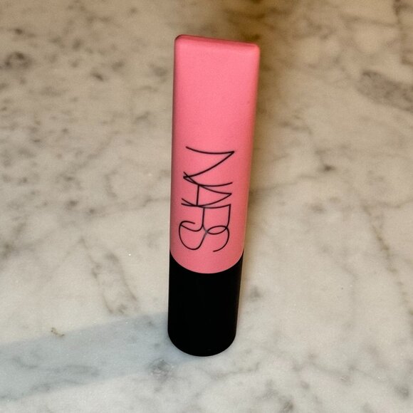 NARS Air Matte Lip Color | Shag (Rose Nude) - Picture 4 of 6